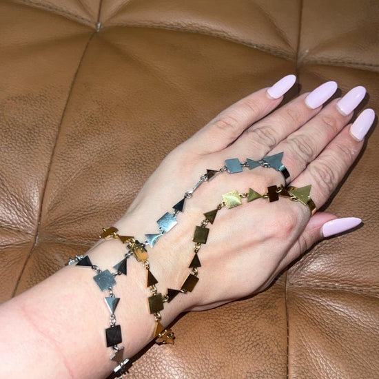 clip Prismé Hand Chain gold silver